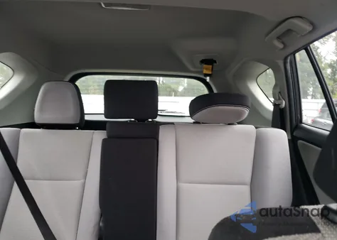 2017 Toyota Rav4 Xle z USA, uszkodzony, nr VIN JTMWFREVXHJ706514